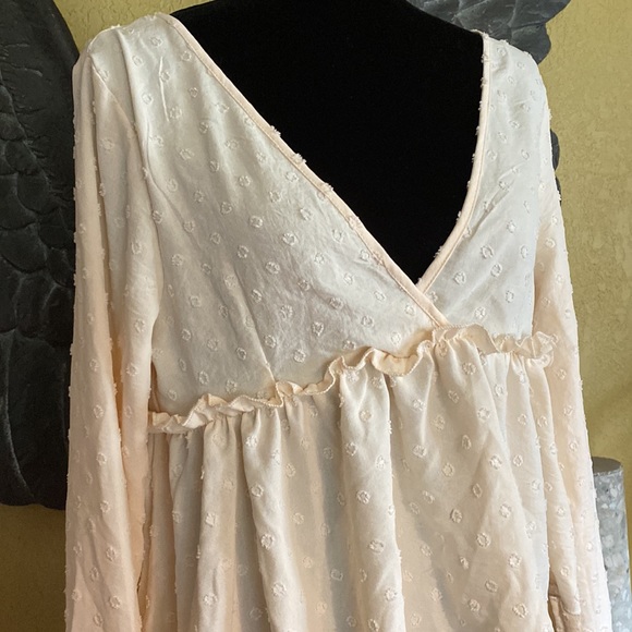 Shein Cropped Long sleeve V-neck Shirt - Picture 3 of 8